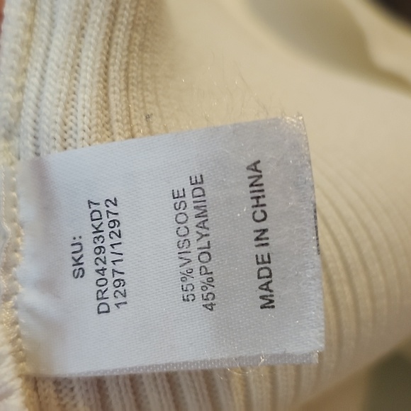 Meshki Rowen Long Sleeve Midi Ribbed Strech Dress - Picture 6 of 6